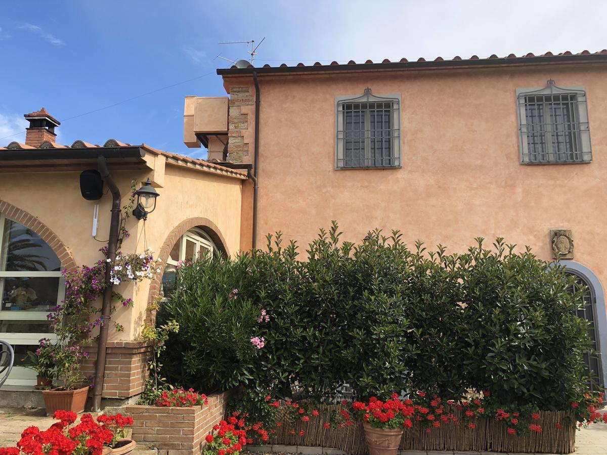 La Locanda Della Vecchia Hosteria Gavorrano Exterior foto